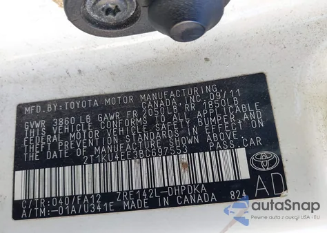 2011 Toyota Matrix z USA, uszkodzony, nr VIN 2T1KU4EE3BC697553